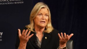 سینتیا لامیس